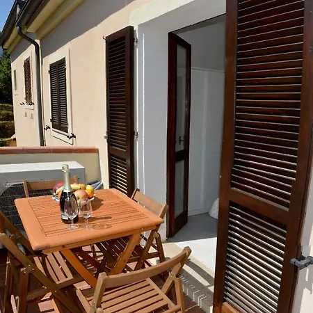 Vakantiehuis Moderno E Ampio Trilocale *